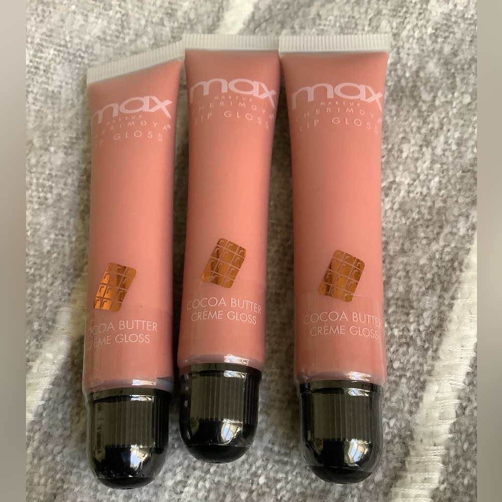 Max makeup Cocoa butter cream Lip Gloss